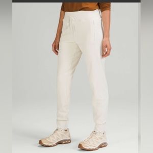 EUC Lululemon Engineered Warmth Jogger (women's) - size 12 - opal white